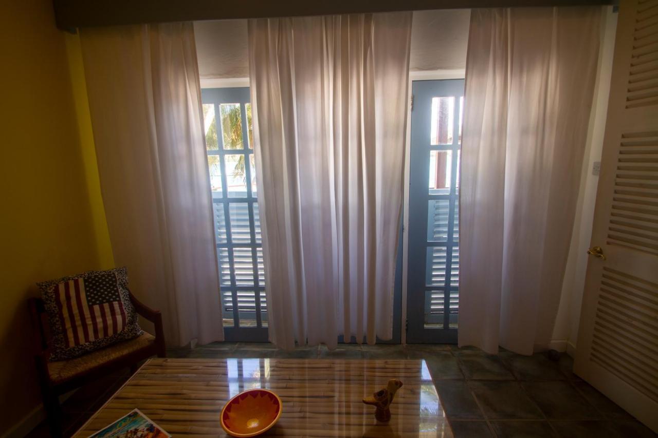 Bequia Beachfront Villa Hotel Friendship Exterior photo
